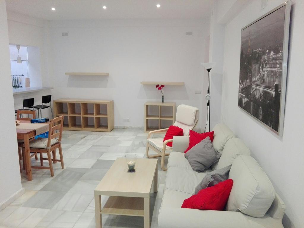 Centrico Apartamento Con Patio Privado Seville Exterior photo