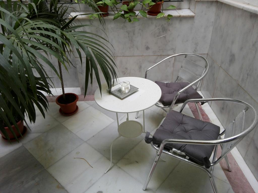 Centrico Apartamento Con Patio Privado Seville Exterior photo