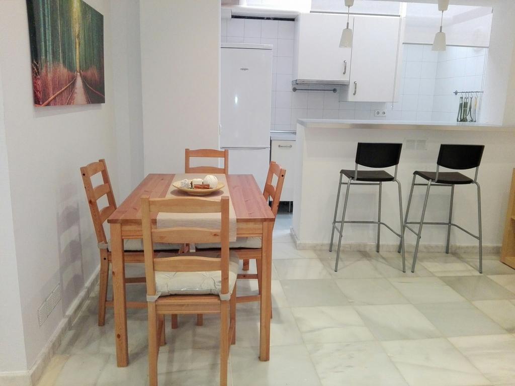 Centrico Apartamento Con Patio Privado Seville Exterior photo