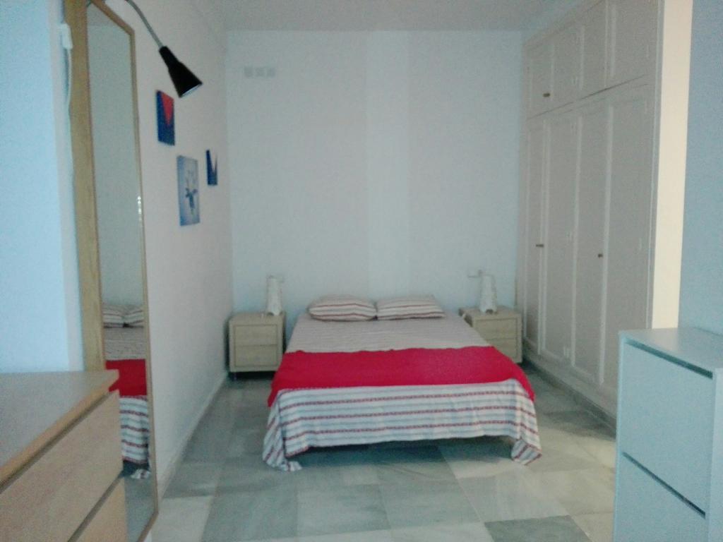 Centrico Apartamento Con Patio Privado Seville Exterior photo